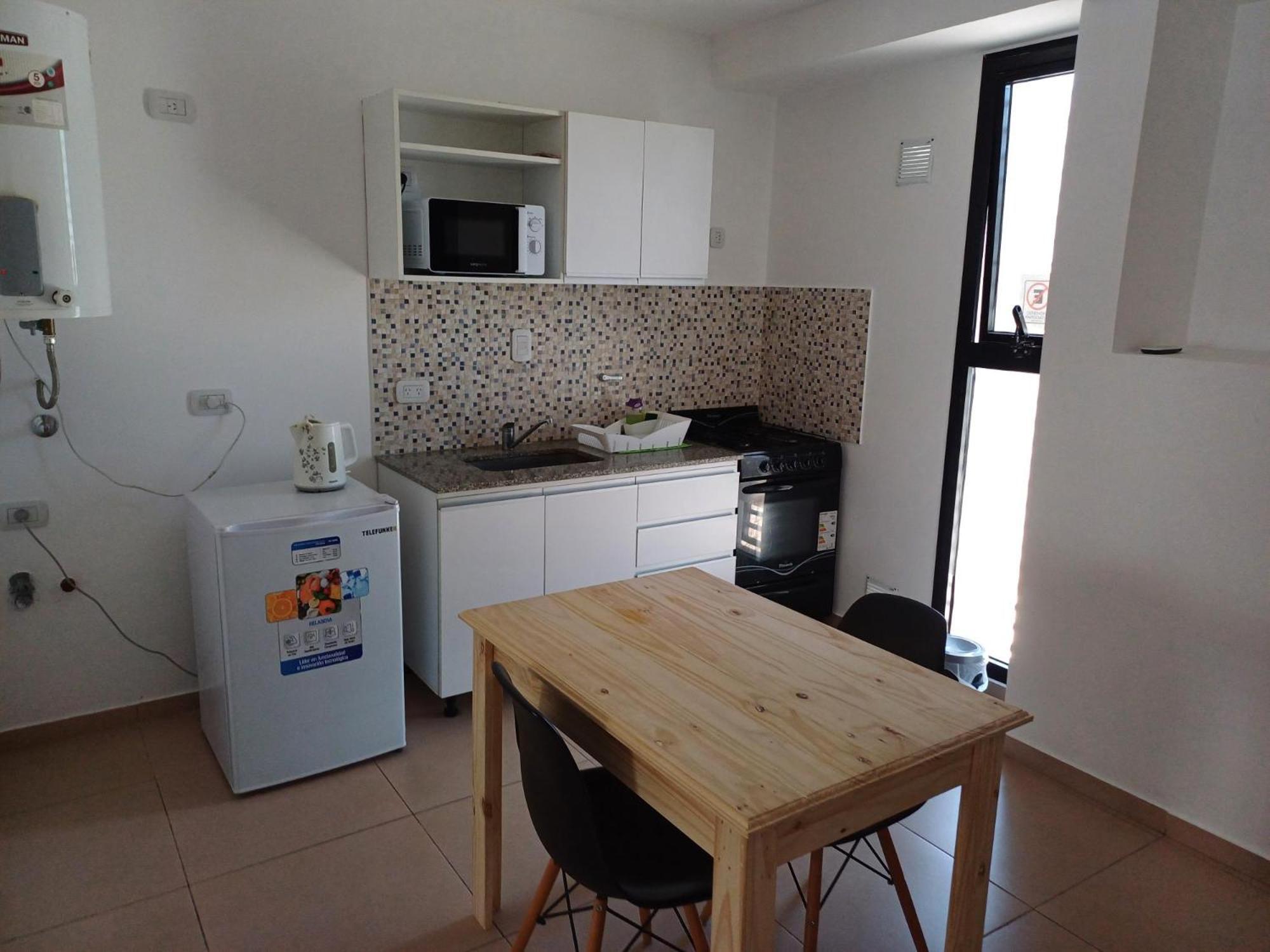 Apartment Complejo Tuluz - Dpto 1 Con Cochera Y Monoambiente, Con Cochera Opcional En Tolosa, La Plata,